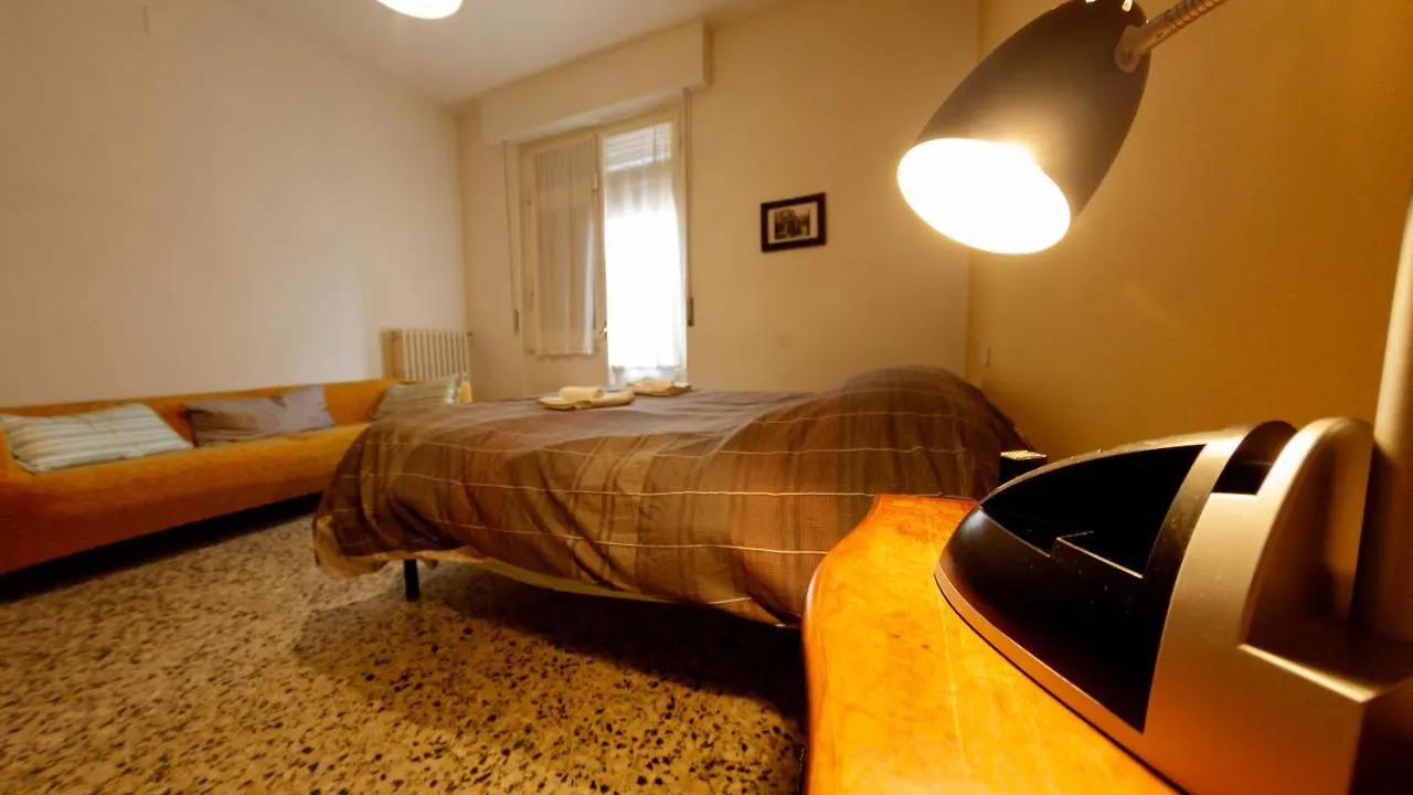 Leohome Arezzo 0*,  Italie